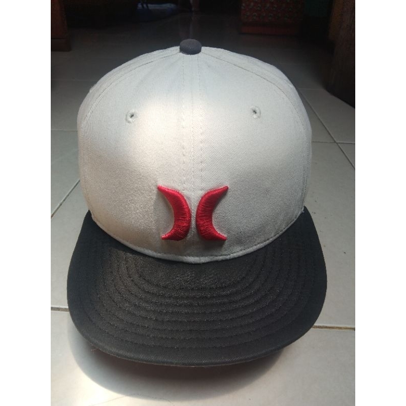 topi new era HURLEY second