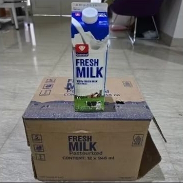 

Susu Diamond Fresh Milk 946 ml. KHUSUS GRAB/GOJEK