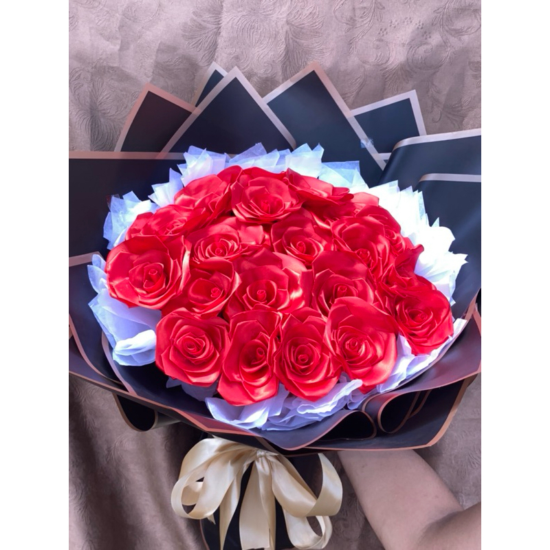 Bouquet bunga satin | BOUQUET BLOOMS | Florist | Buket | Bunga | Bouquet | Flower