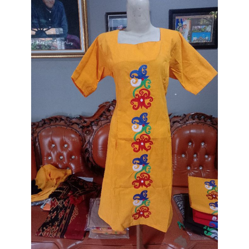 DRESS TENUN MOTIF CUMI DRESS MOTIF KALIMANTAN KAIN TENUN MOTIF CUMI ADAT KALIMANTAN