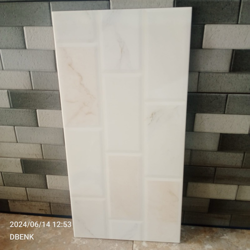 KERAMIK DINDING BATA WHITE 30x60 MULIA TILE