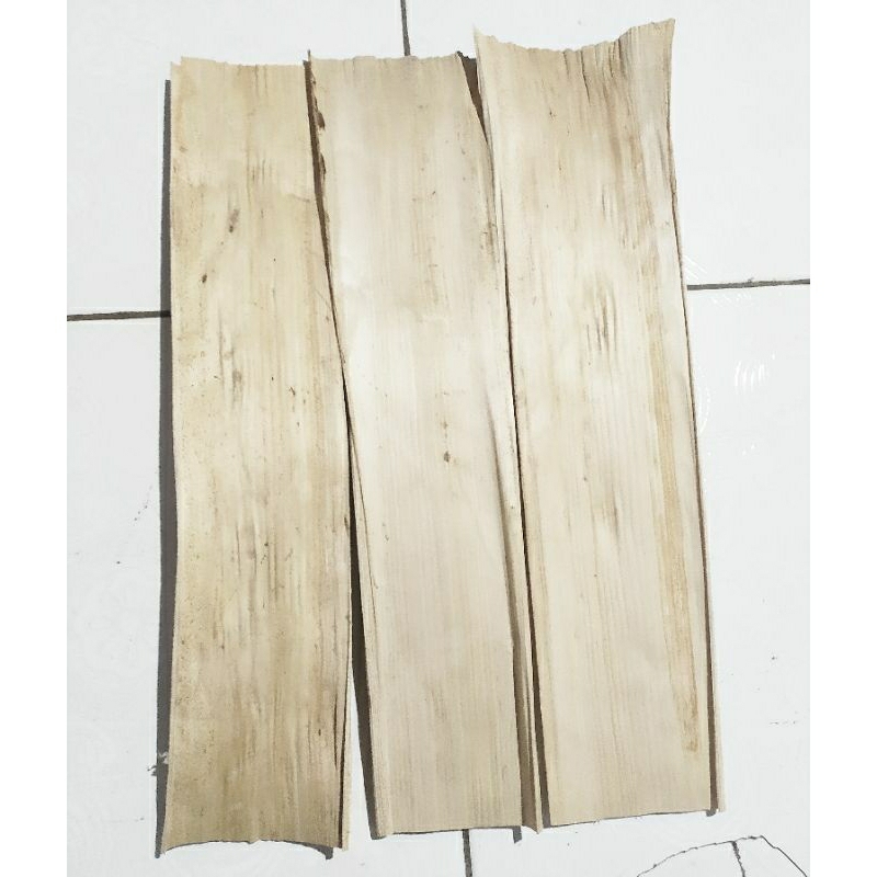 

pelepah pisang kering bahan kerajinan/prakarya