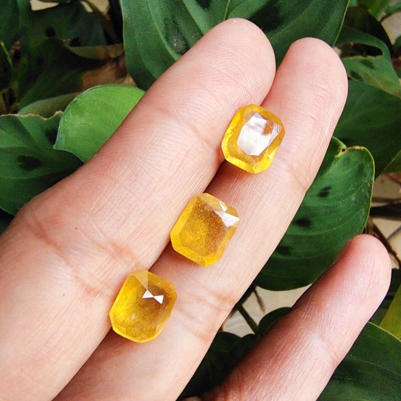 Natural Batu Permata Yellow Safir Octagon Cut - Batu Yakut Asli