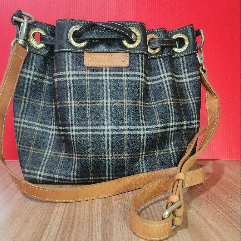 [Preloved] - Bean Pole Drawstring/Serut/Bucket bag