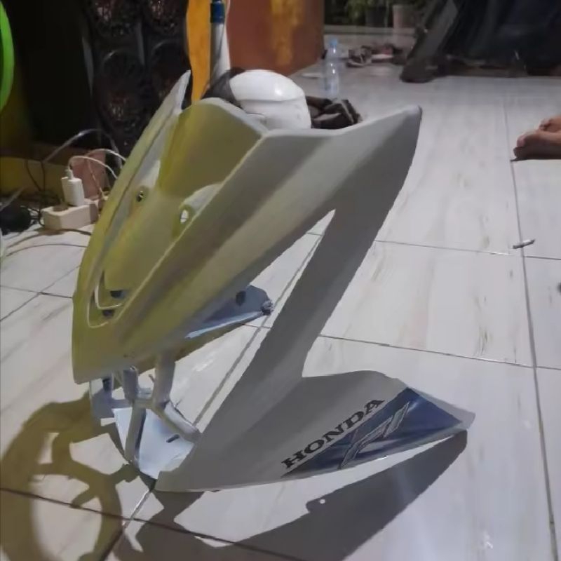 Tameng Beat Fi Putih Biru 2015 + Striping