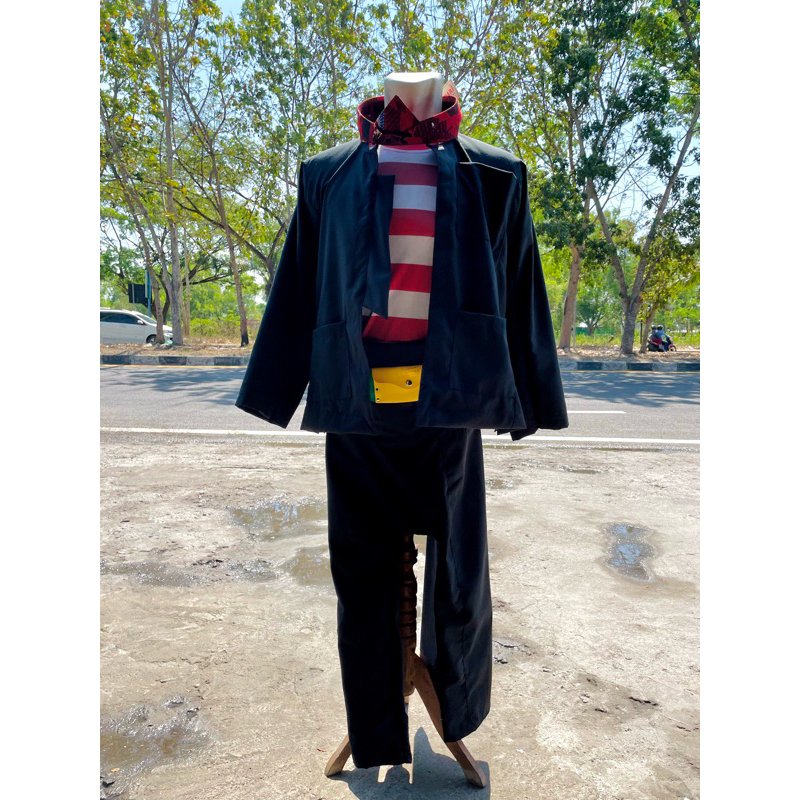 BAJU SAKERA MADURA SIZE DEWASA KOMPLIT (jas hitam celana hitam,kaos lorek merah putih, Odeng)
