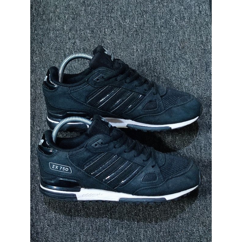 ADIDAS ZX 750 BLACK