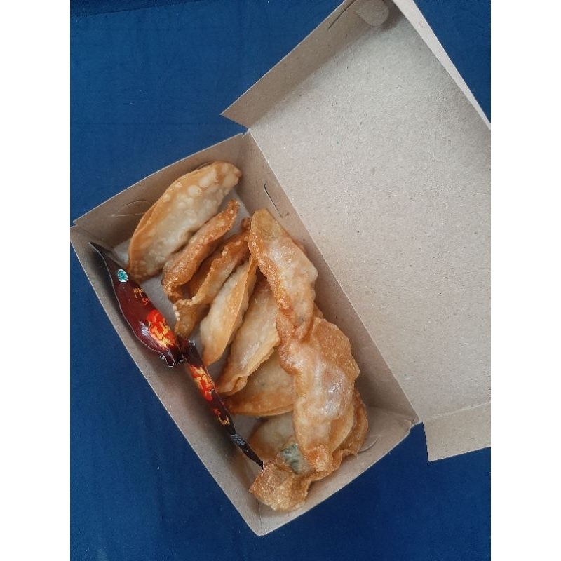 

Pangsit Ayam Frozen by Cida