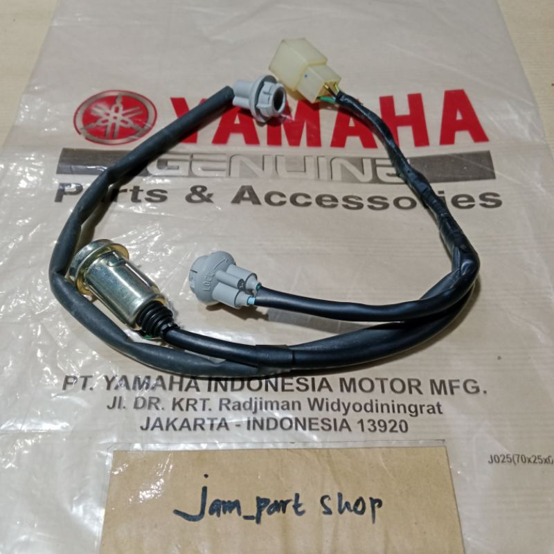 soket kabel fiting stop rem lampu belakang yamaha mio j 54P original