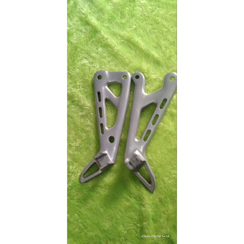 bostep fostep pijakan kaki belakang motor Yamaha RX-King