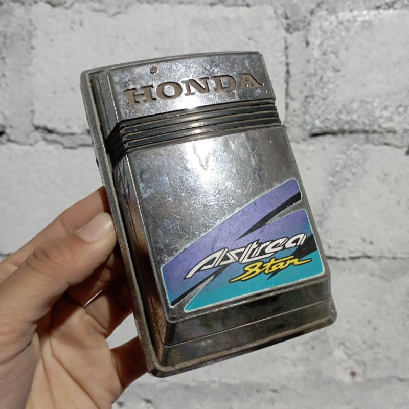 emblem dasi Astrea Star