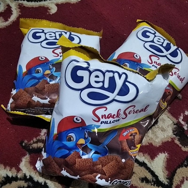 

gery snack sereal pillow