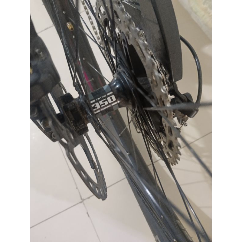 sepeda patrol 872 mulus