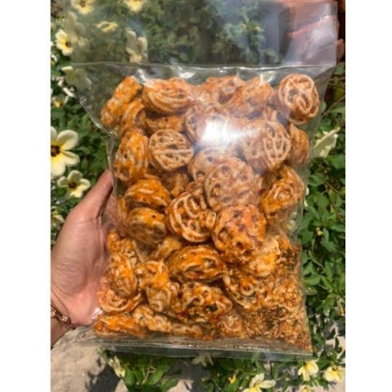 

KERUPUK rafael pedas gurih renyah 1kg