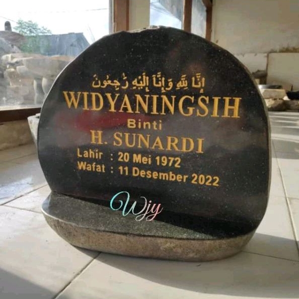 Batu Nisan makam batu kali/batu nisan custom/batu nisan ukir tangan/batu nisan alami