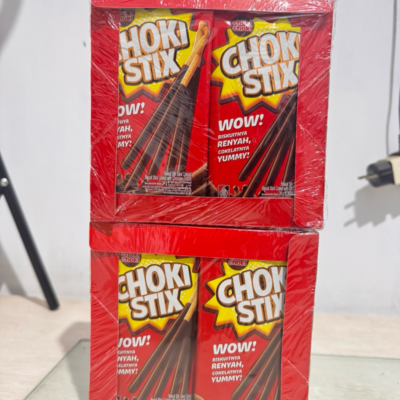 

BOX CHOKI STIX ISI 12 sachet