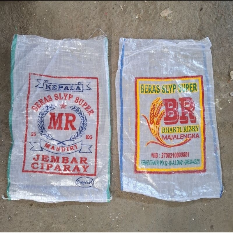 Karung bekas beras 25kg (1 lembar)