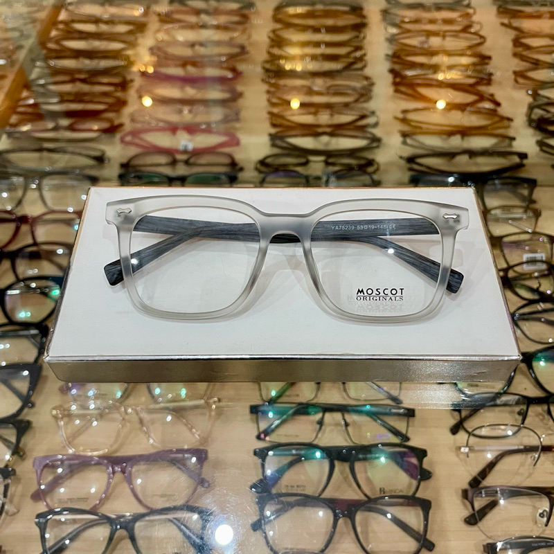 Frame Kacamata Kekinian Moscot Originals