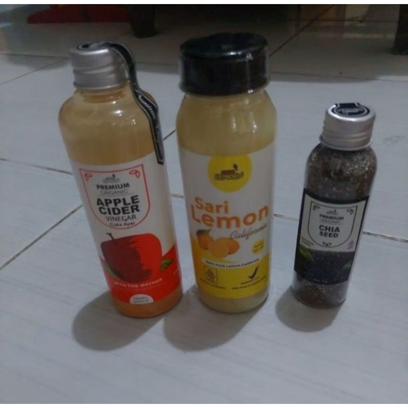 

PAKET HEMAT CUKA APEL 250 ML||SARI LEMON MURNI 250 ML TUTUP HITAM || PLUS CHIASEED 70 GR