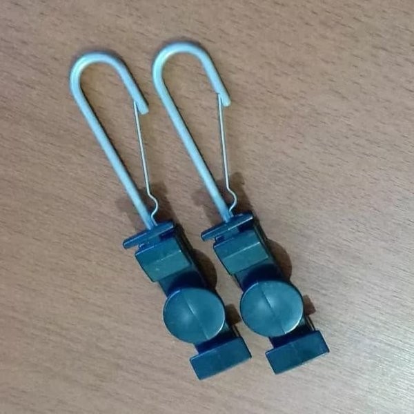 Clamp S Clamp / Pengait kabel Fiber Optik