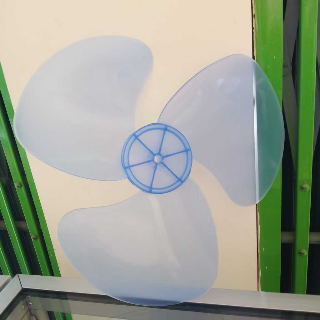 baling-baling kipas 12 inch plastik tebal transparan