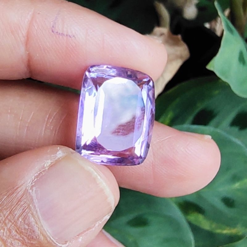 Natural Permata Amethyst / Kecubung Ungu Muda Octagon Cut - Batu Kecubung Ungu Muda Asli