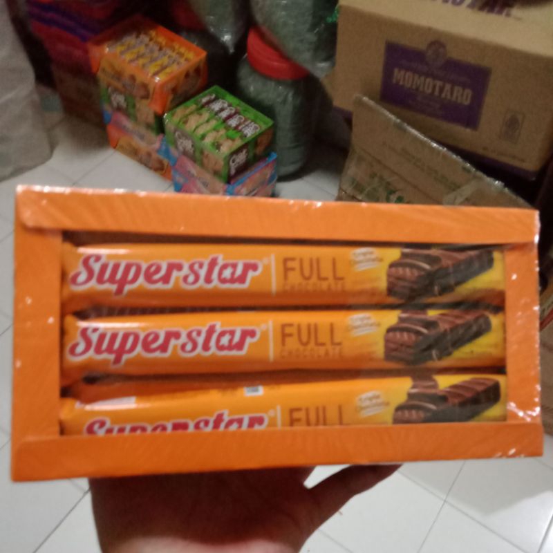 

SUPERSTAR triple chocolate wafer superstar 1Box