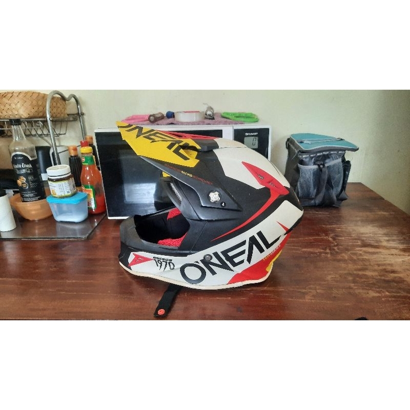 helm trail oneal size L