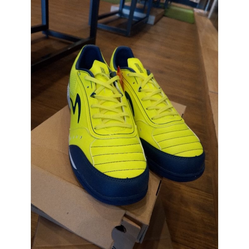 SEPATU FUTSAL SPECS METASALA