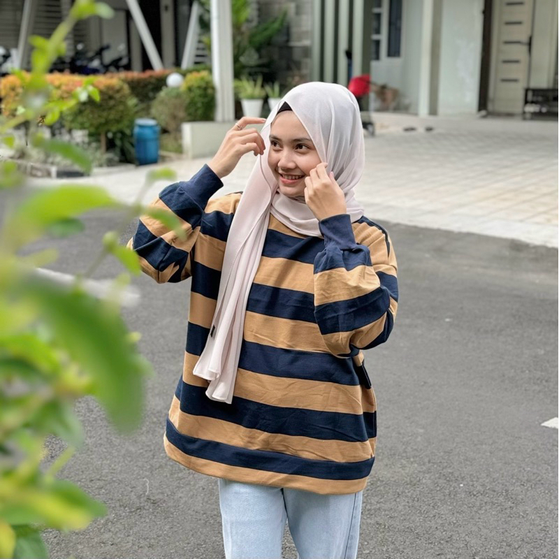 CREWNECK SALUR