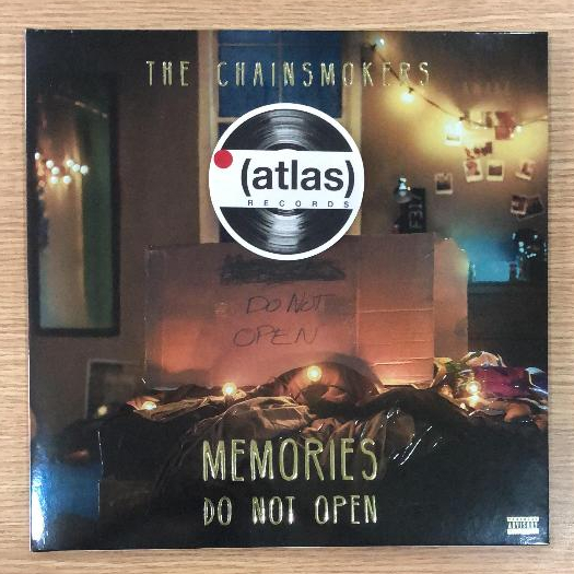 Vinyl / Piringan Hitam The Chainsmokers – Memories...Do Not Open