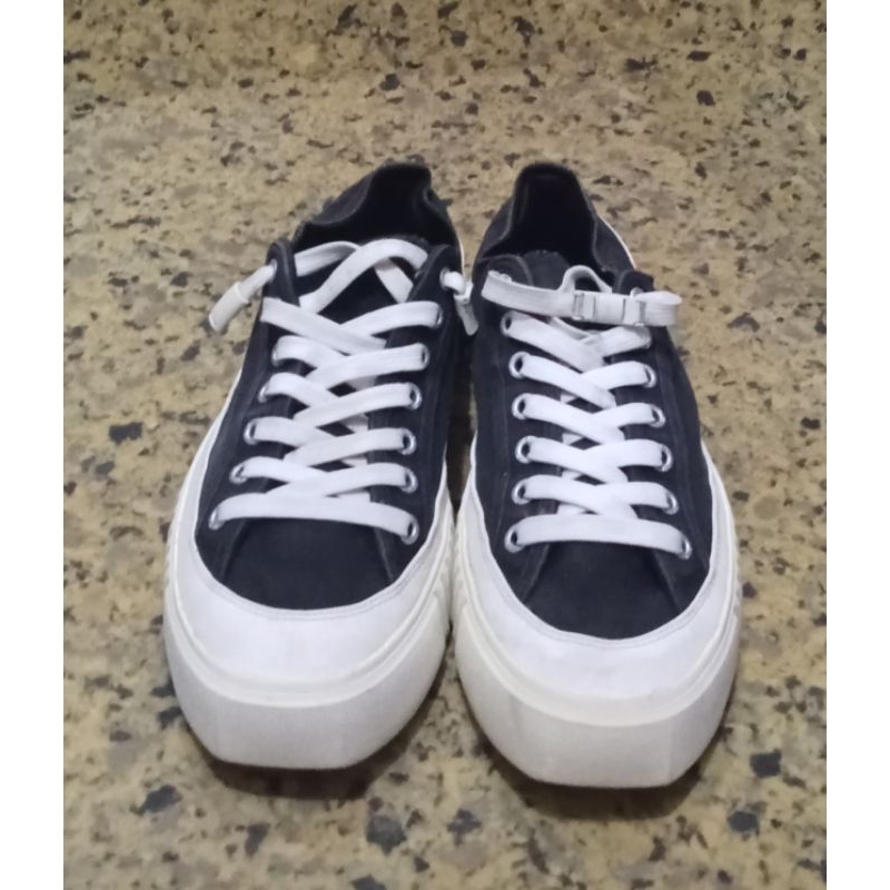 sepatu casual Fila size 40 second material denim