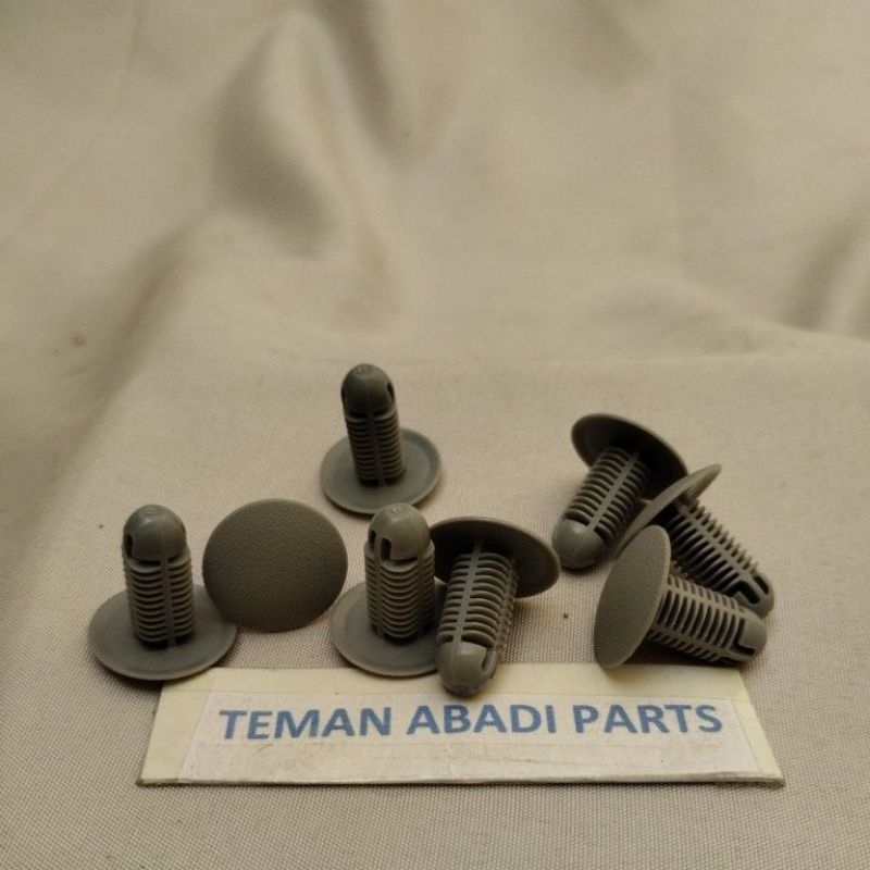 KANCING PLAFON MITSUBISHI CANTER ORIGINAL LELANG MK405364