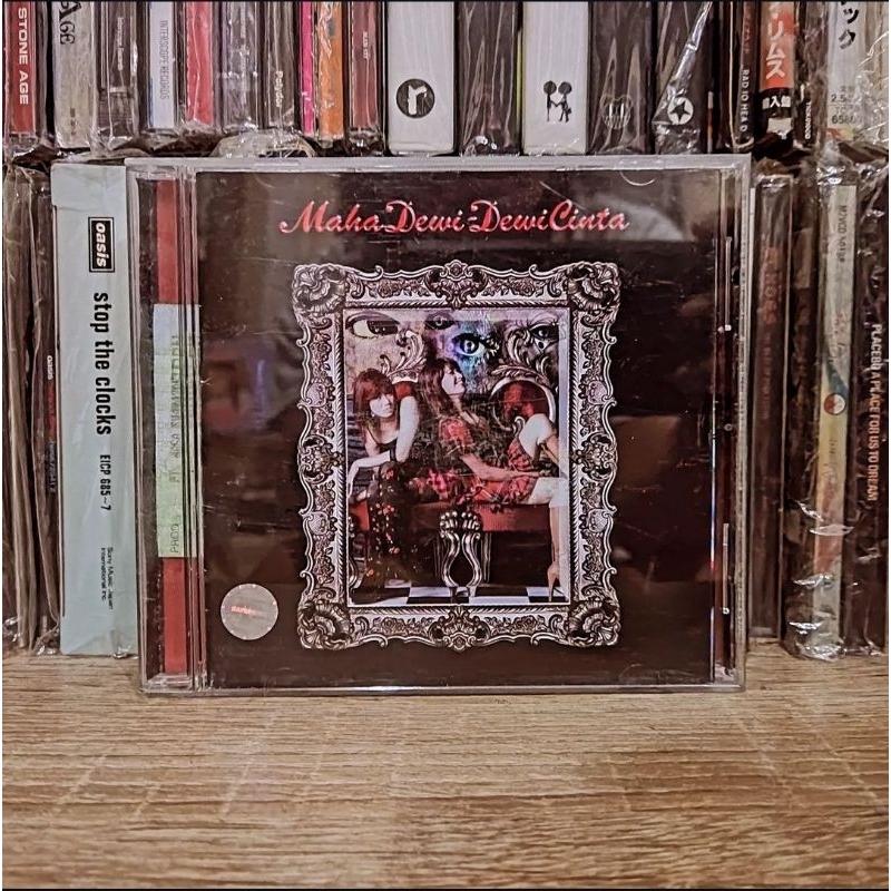 CD MUSIK ORI LOKAL Mahadewi - Dewicinta
