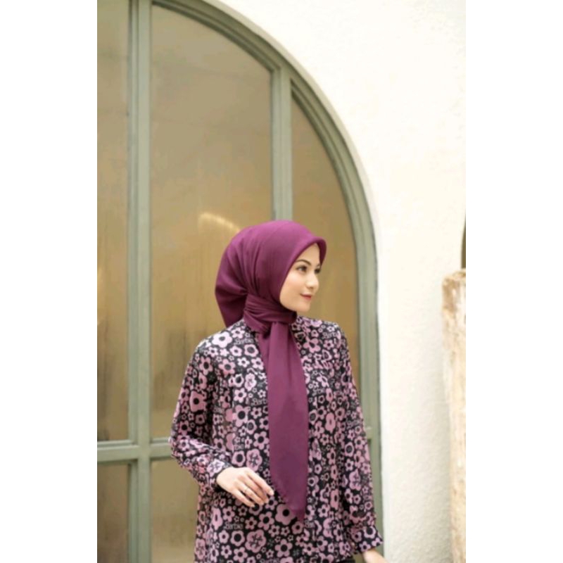 Moira Square by Ayu Lestari