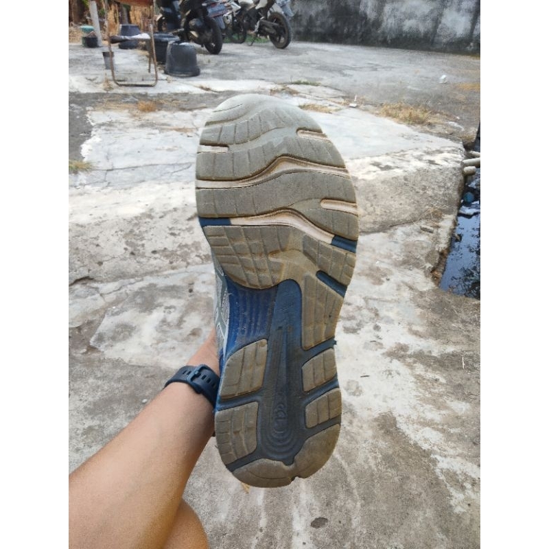 Asics gel nimbus 21 flytefoam