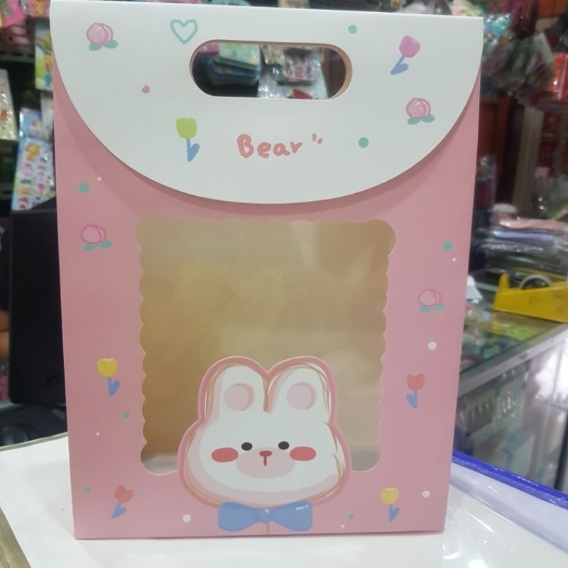 

Paper Bag Tutup Besar Motif Kelinci Pink / Kantong Bingkisan Hadia L-026-D