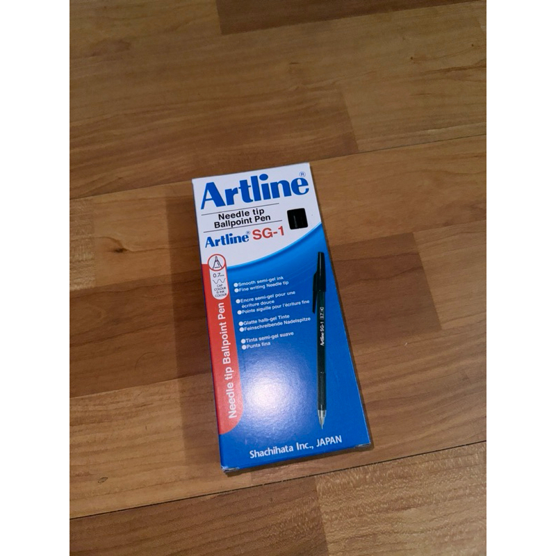 

Bolpen ballpoint pen artline 0.7mm