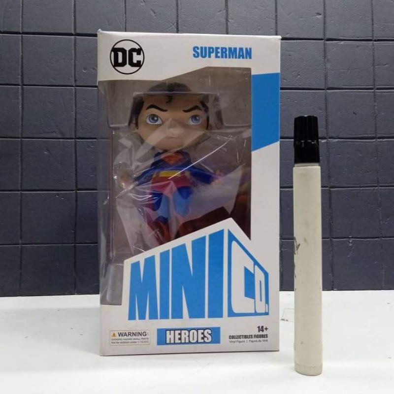 Mainan action figure superman mini coIron Studios Superman Comics Mini CoOriginal

CWJttpSDS

#super