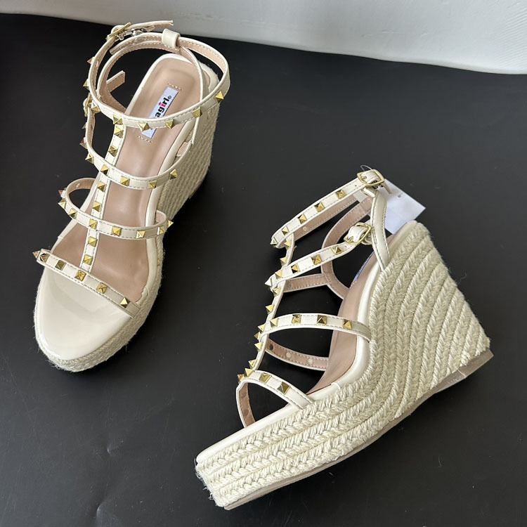 Sepatu Wanita Espadrilles Hak Wedges  313