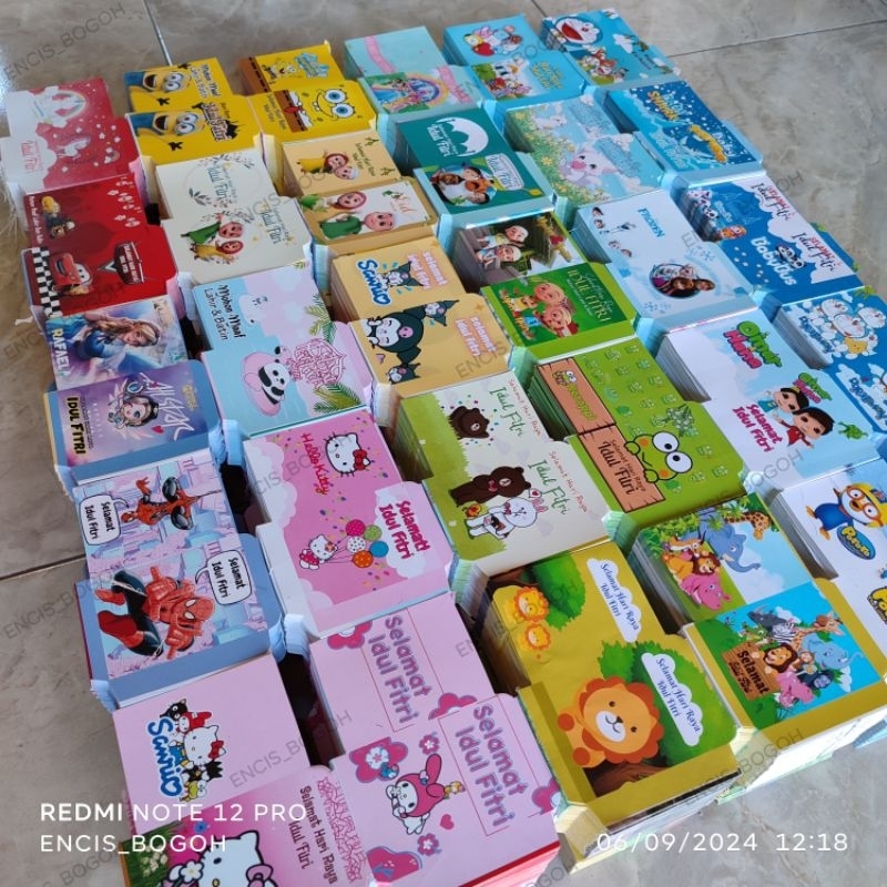 

PILIH MOTIF - 100 Lembar Amplop MINI KARAKTER