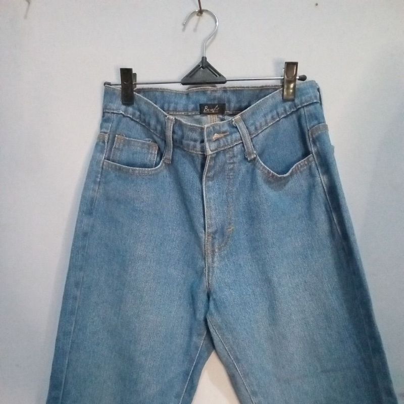 celana jeans kulot benefit