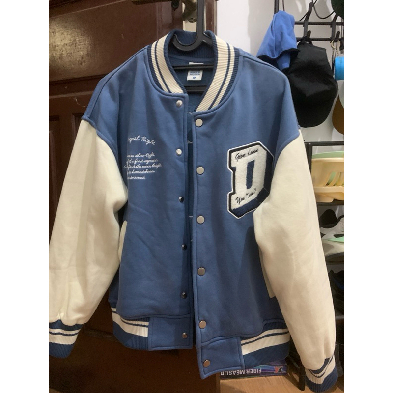 Varsity Onpoint Streetwear