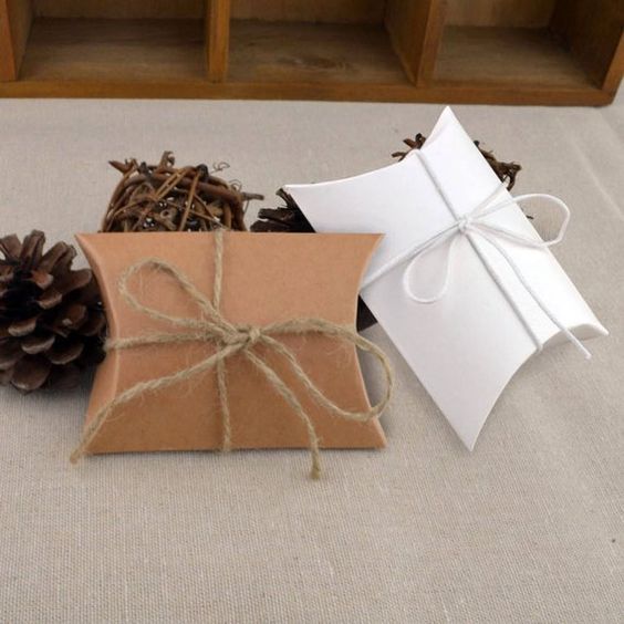 

PILLOW BOX/GIFT BOX/KOTAK KADO/Hadiah Souvenir Wedding Pembungkus KRAFT/RUSTIC/MURAH