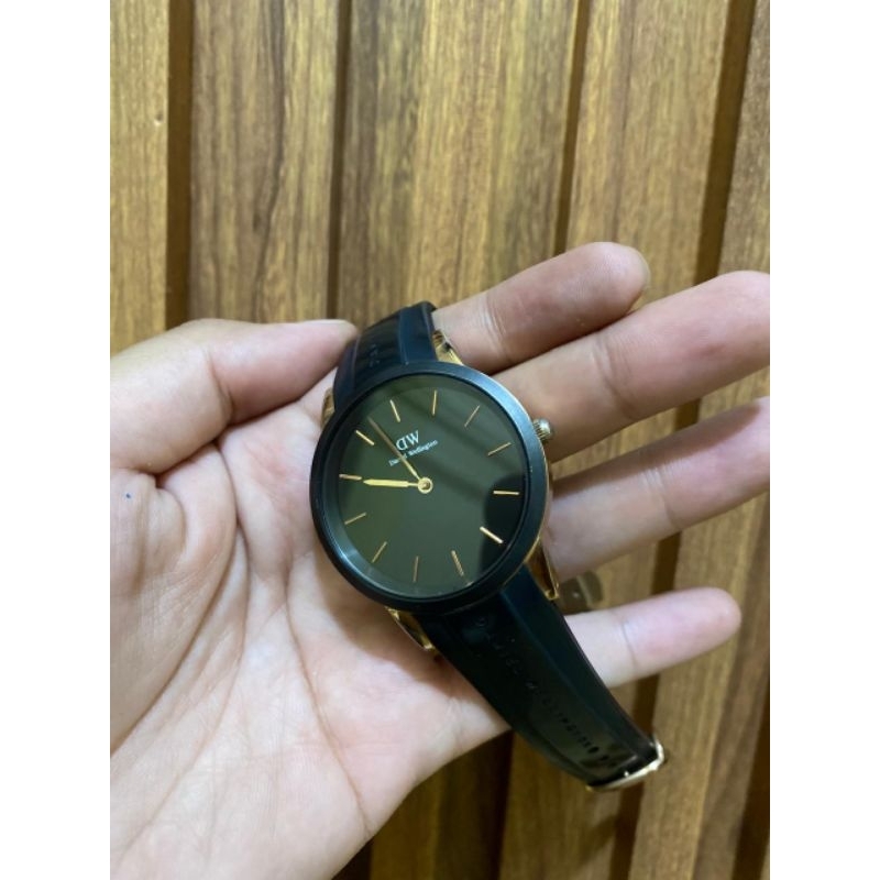 Daniel Wellington Iconic Motion DW00100425 Black Dial Black Rubber Strap