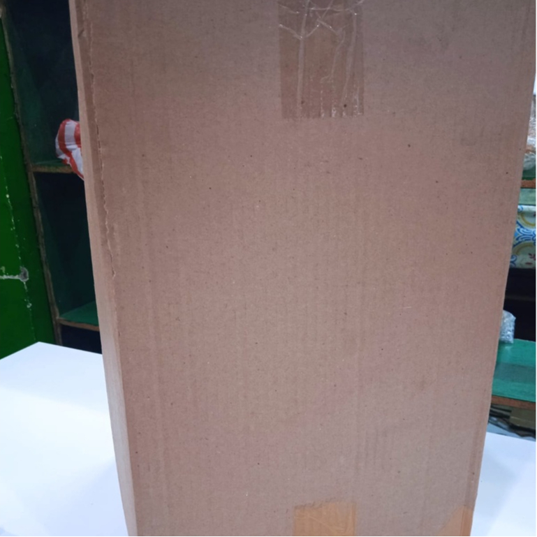 

KERIPIK KENTANG 1 DUS / KERIPIK KENTANG ORIGINAL / BERAT BERSIH 2,5 KG