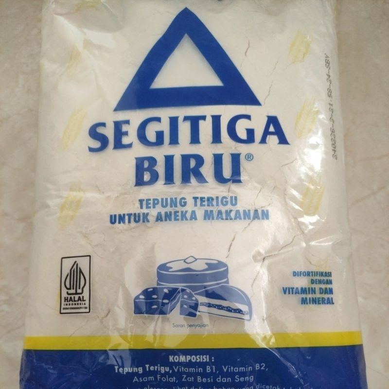 

Segitiga Biru Tepung Terigu 1 kg