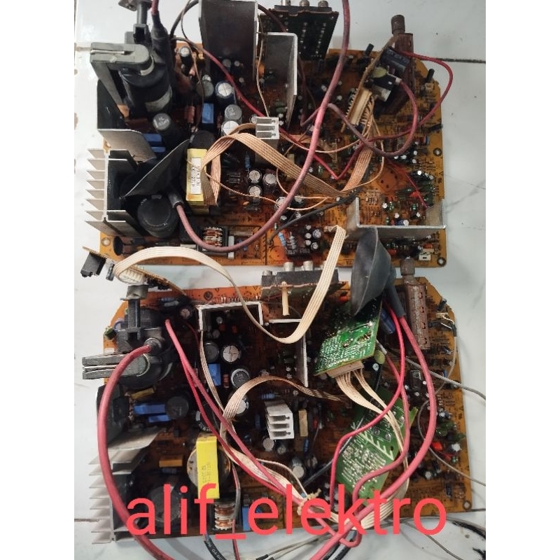 MESIN TV POLYTRON 29" BEKAS NORMAL