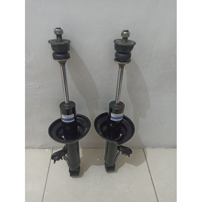 shock tokico toyota innova