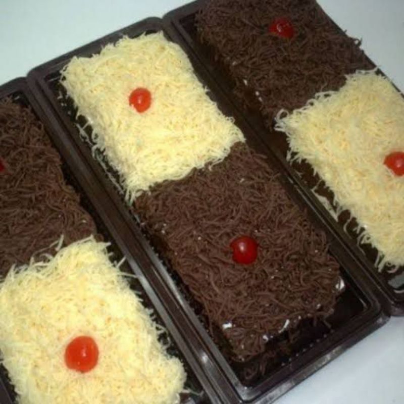 

Brownies Panggang Kombinasi Sarena Cake